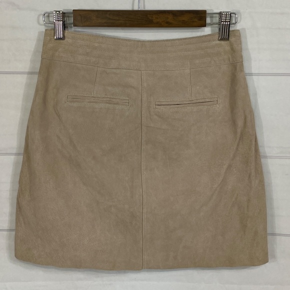BLANKNYC Tan Suede Leather Fawn Skirt Short Button Front Pockets Women’s Size 25 - Picture 5 of 12
